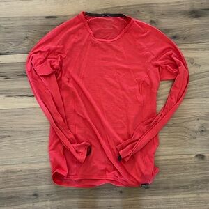 Patagonia women’s lightweight merino base layer